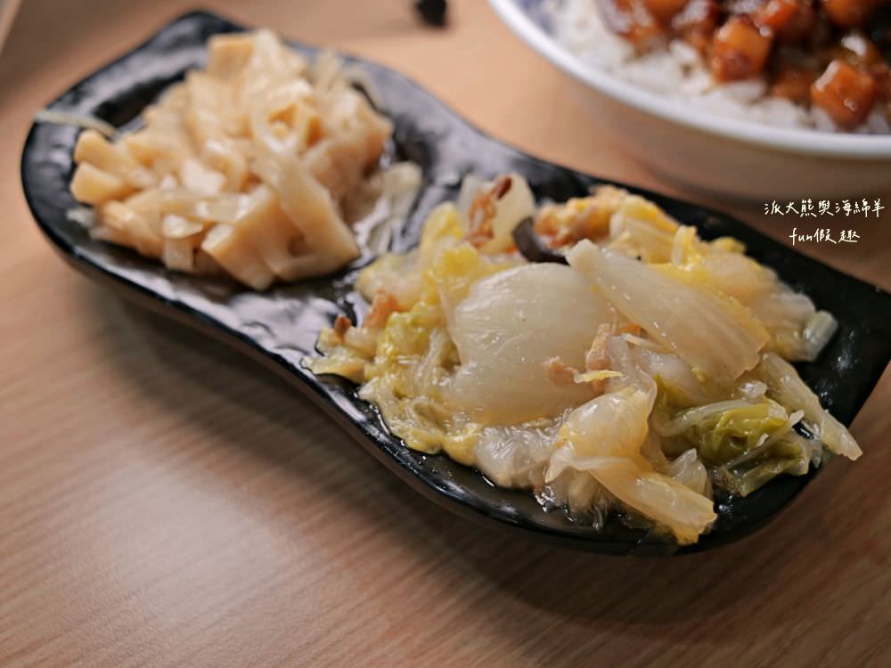 林記飯館-草屯店︱草屯明賢街平價古早味小吃，老闆精心調配國民美食滷肉飯，肥瘦口味任君挑選，搭配暖胃飄香燉盅湯品及精緻滷味小菜，構築簡單樸實在地好滋味～@合作體驗