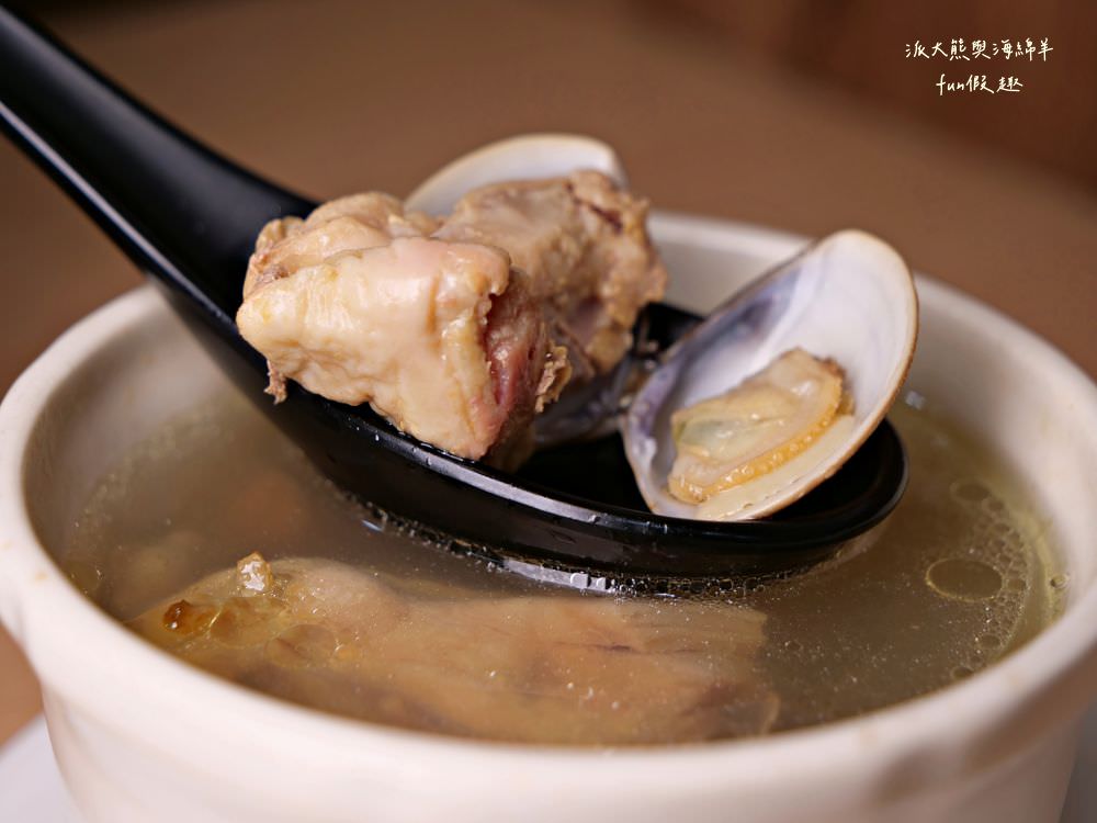 林記飯館-草屯店︱草屯明賢街平價古早味小吃，老闆精心調配國民美食滷肉飯，肥瘦口味任君挑選，搭配暖胃飄香燉盅湯品及精緻滷味小菜，構築簡單樸實在地好滋味～@合作體驗