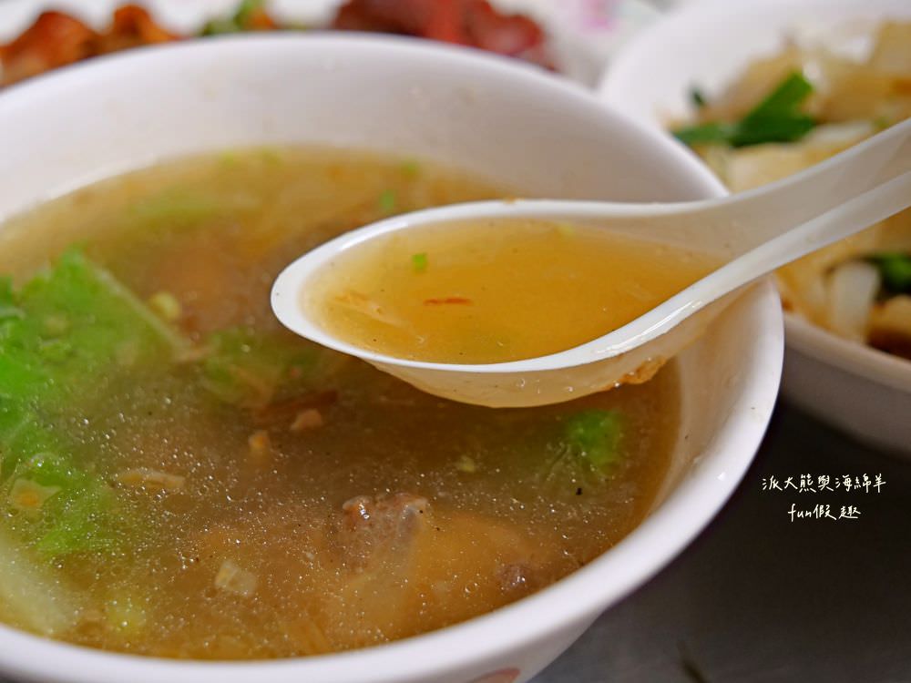 玉森宵餚︱草屯深夜食堂，在地人的口袋名單，隱藏街巷間的宵夜美食，簡樸滋味越晚越飄香!!下午5點半開賣～