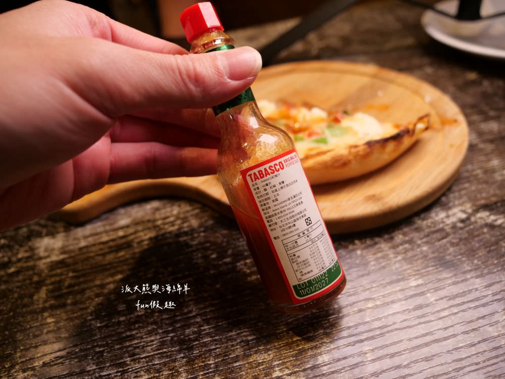 三隻無尾熊Three Koalas︱免飛南半球，在花蓮就能享受道地澳洲料理，從前菜、正餐、輕食、甜點、披薩、飲品、調酒等多元餐點應有盡有，餐點平價美味，店內更設置兒童遊憩專屬小天地，可以滿足大小朋友們各種需求!!!2009年開幕～