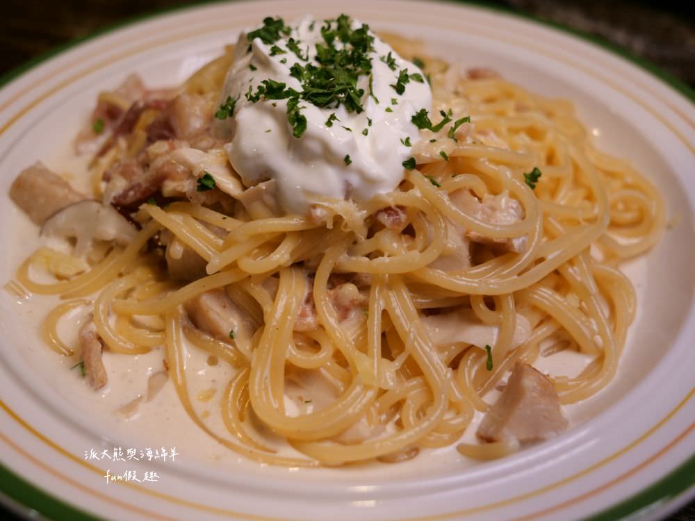 三隻無尾熊Three Koalas︱免飛南半球，在花蓮就能享受道地澳洲料理，從前菜、正餐、輕食、甜點、披薩、飲品、調酒等多元餐點應有盡有，餐點平價美味，店內更設置兒童遊憩專屬小天地，可以滿足大小朋友們各種需求!!!2009年開幕～