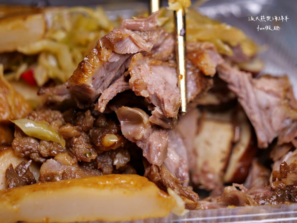 儂來港式滷味｜草屯碧山路路邊系美食，在地人不想告訴你的口袋名單，獨特港式乾滷味每日午後三點開賣，食材有限賣完為止，晚來就只能下回請早!!!