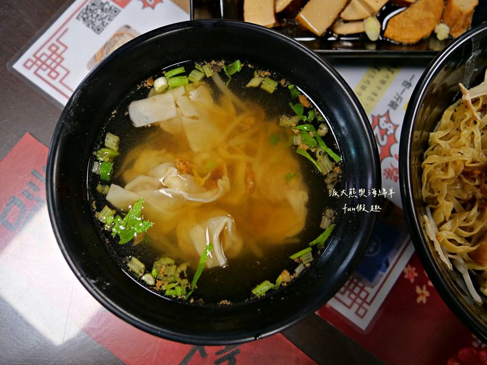 阿妙意麵︱鄰近鹽水點心城的特色美食，用餐時間人潮大爆滿！簡樸餐點充滿傳統好滋味，不僅是在地人的口袋名單，更是觀光客來鹽水不可錯過的必吃美食～創立於103.5月（月津港燈節期間賣完為止，想吃要趁早）