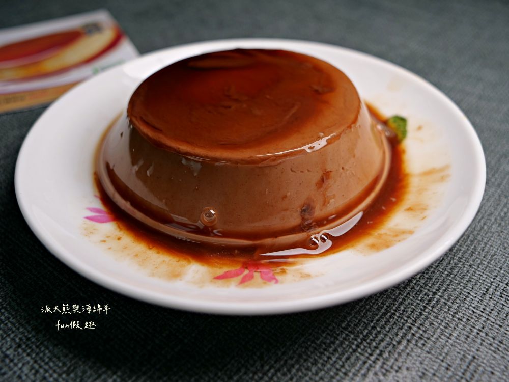 依蕾特布丁｜臺南必吃熱門團購甜點，以簡單純粹食材成就各種療癒系布丁奶酪，歷久彌新的臺南專屬好滋味，除人氣招牌布丁奶酪外，還有推出季節限定及魔鏡蛋糕等新品，現在統一7-11及全家便利商店特定門市也能買到!!!