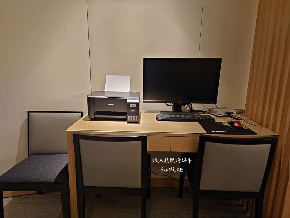 柯達大飯店 台北二店（K Hotel Taipei II）︱距離民權西路捷運站步行只要5分鐘，集簡約、舒適、交通等多項優點，性價比高且鬧中取靜，每個房型都有提供浴缸，臺北中山優質飯店推薦&夜訪大稻埕碼頭貨櫃市集!!!