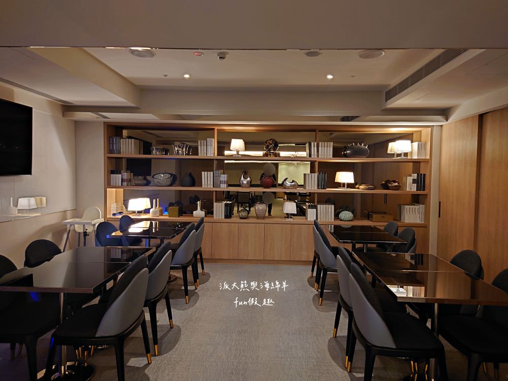 柯達大飯店 台北二店（K Hotel Taipei II）︱距離民權西路捷運站步行只要5分鐘，集簡約、舒適、交通等多項優點，性價比高且鬧中取靜，每個房型都有提供浴缸，臺北中山優質飯店推薦&夜訪大稻埕碼頭貨櫃市集!!!