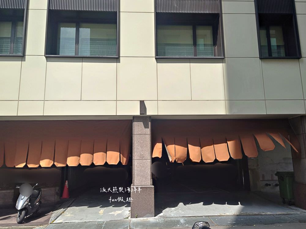 柯達大飯店 台北二店（K Hotel Taipei II）︱距離民權西路捷運站步行只要5分鐘，集簡約、舒適、交通等多項優點，性價比高且鬧中取靜，每個房型都有提供浴缸，臺北中山優質飯店推薦&夜訪大稻埕碼頭貨櫃市集!!!