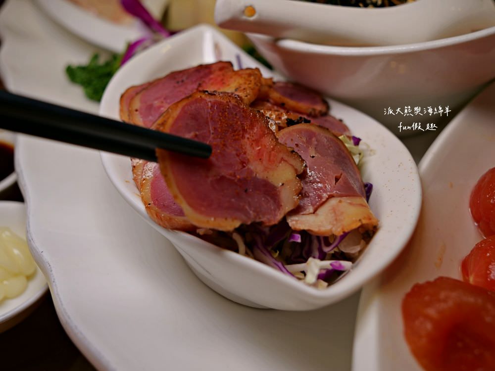 金都餐廳｜南投埔里也有揚名海內外國宴級餐廳，結合在地食材並將台菜料理注入創意元素，完成一道道充滿臺式文化的精緻國宴大菜，高貴不貴好享受!!!春節年菜圍爐好選擇～1994年創立～