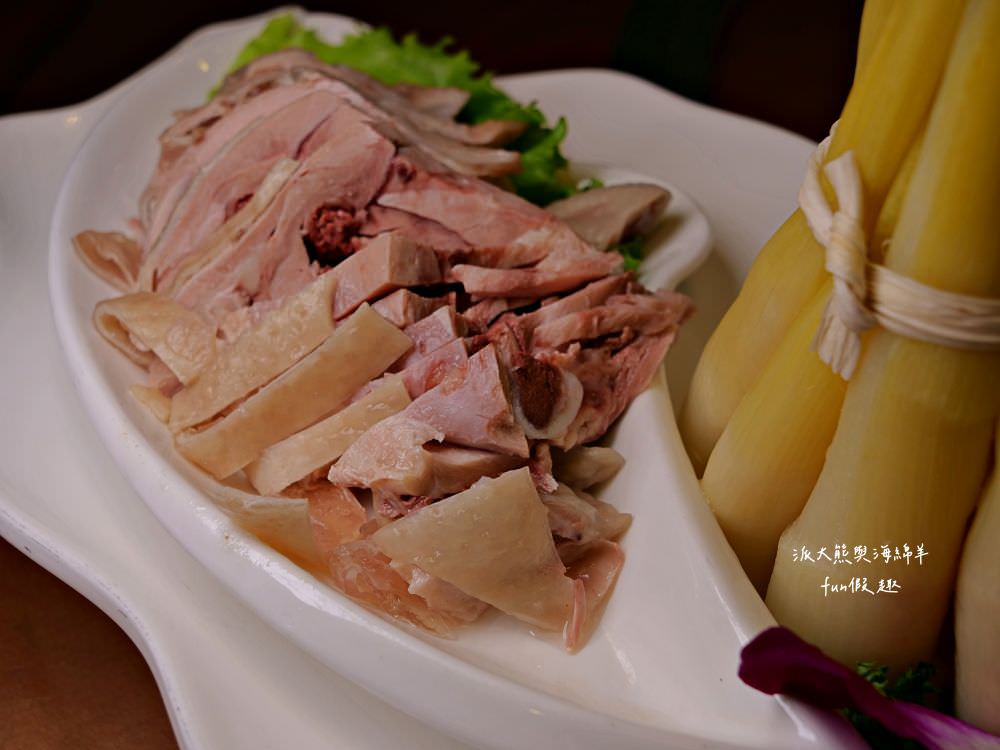 金都餐廳｜南投埔里也有揚名海內外國宴級餐廳，結合在地食材並將台菜料理注入創意元素，完成一道道充滿臺式文化的精緻國宴大菜，高貴不貴好享受!!!春節年菜圍爐好選擇～1994年創立～