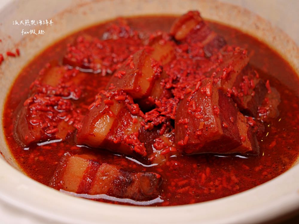 金都餐廳｜南投埔里也有揚名海內外國宴級餐廳，結合在地食材並將台菜料理注入創意元素，完成一道道充滿臺式文化的精緻國宴大菜，高貴不貴好享受!!!春節年菜圍爐好選擇～1994年創立～