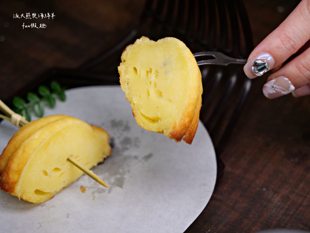 靑弎珈啡社｜藏匿草屯碧山路深巷裡的質感咖哩專賣餐館，2樓老宅改建隨處可見日式文青風情，假期就以美好早午餐或精緻下午茶，來度過慵懶輕奢的閒暇時光!!!另有輕鹹食、甜點及咖啡