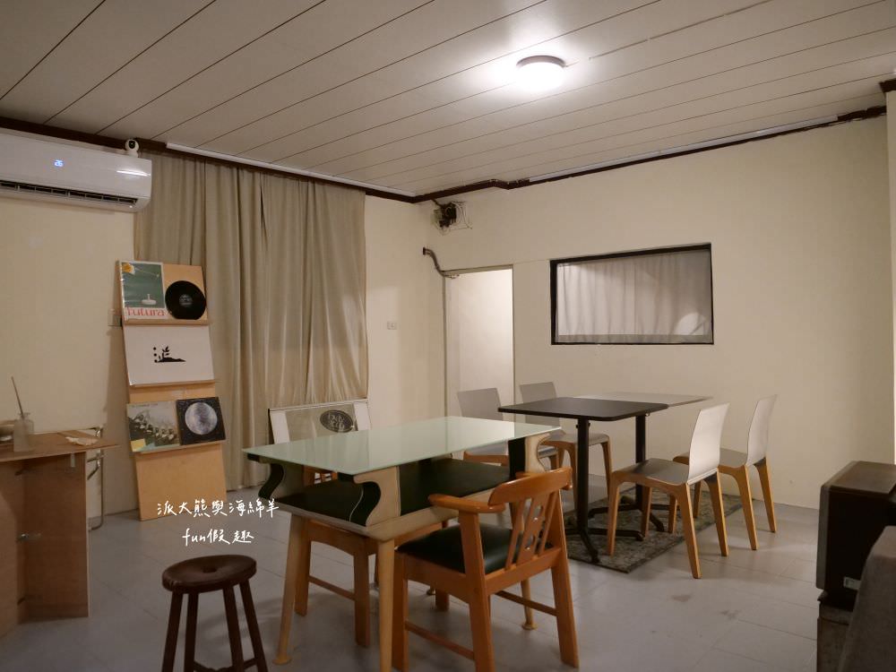 靑弎珈啡社｜藏匿草屯碧山路深巷裡的質感咖哩專賣餐館，2樓老宅改建隨處可見日式文青風情，假期就以美好早午餐或精緻下午茶，來度過慵懶輕奢的閒暇時光!!!另有輕鹹食、甜點及咖啡