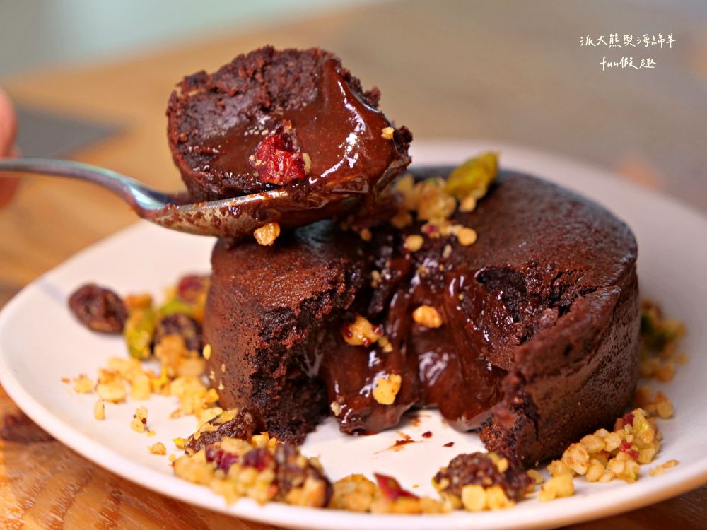 一日咖啡|草屯手工藝中心生活工藝館1F高質感手沖咖啡,結合在地手工藝,秉持什一堂烘焙坊與Sundawn Coffee Roaster日晨咖啡的好手藝,咖啡、飲品與甜點都很優的文青咖啡廳!!!周末家庭親子旅遊好去處+1~ - 第24張圖 一日咖啡|草屯手工藝中心生活工藝館1F高質感手沖咖啡,結合在地手工藝,秉持什一堂烘焙坊與Sundawn Coffee Roaster日晨咖啡的好手藝,咖啡、飲品與甜點都很優的文青咖啡廳!!!周末家庭親子旅遊好去處+1~