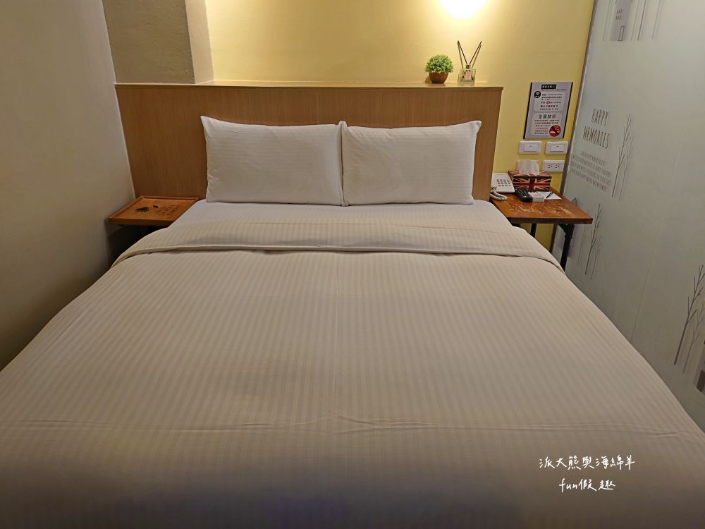 圖森文旅（Tourism Inn）︱鄰近永康車站及國道1號交流道的簡約商務型文旅，結合文青與輕工業裝潢風格，文旅麻雀雖小但五臟俱全的平價優質好選擇，頂樓還有絕美玻璃屋親子可欣賞無敵夜景!!!105年開幕～