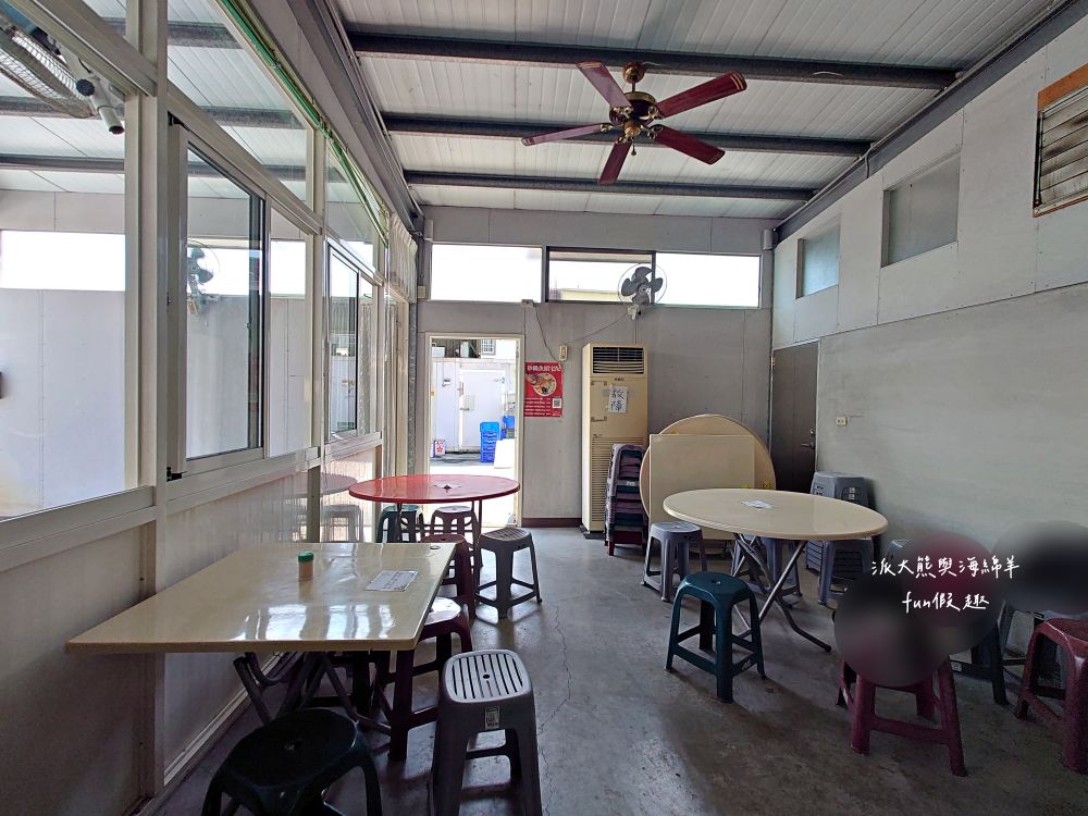 展哥虱目魚粥（永通2店）｜研發推出砂鍋魚頭新創菜色進行差異化經營，臺南學甲特產虱目魚料理新起之秀，二代延續永通總店的鮮甜無刺魚湯，寬敞空間的舒適用餐好選擇～