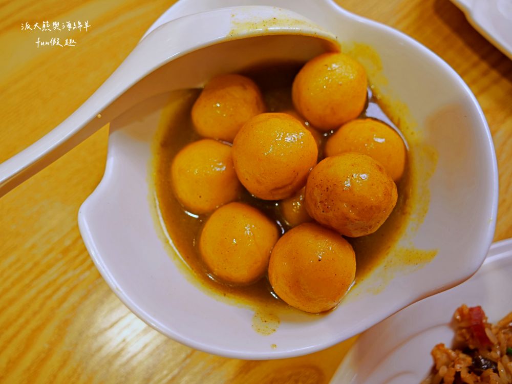 港飲港食茶餐廳｜花蓮也能吃到正宗道地港式茶餐廳，由土生土長的香港大廚還原各種港點風味，是花蓮必吃平價港飲優質首選美食!上午11點開始營業～