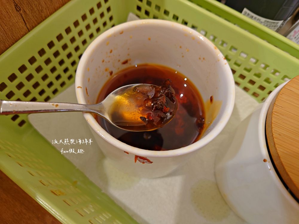 港飲港食茶餐廳｜花蓮也能吃到正宗道地港式茶餐廳，由土生土長的香港大廚還原各種港點風味，是花蓮必吃平價港飲優質首選美食!上午11點開始營業～