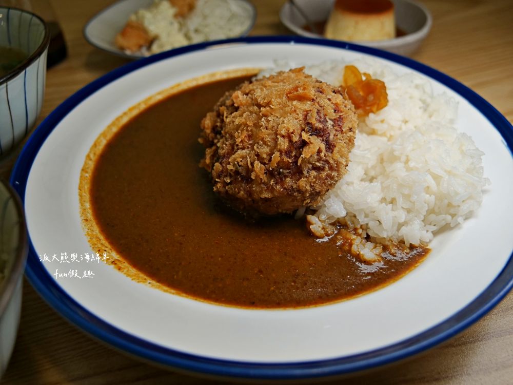 小東洋日式洋食館|南投草屯隱藏版高CP值手作日式咖哩,推薦必吃咖哩飯、燉豬肉、炸漢堡排、美味布丁,用餐氛圍簡約溫馨,是在地人不想告訴你的口袋名單~高達4.9顆星,112.4開幕 - 第15張圖 小東洋日式洋食館|南投草屯隱藏版高CP值手作日式咖哩,推薦必吃咖哩飯、燉豬肉、炸漢堡排、美味布丁,用餐氛圍簡約溫馨,是在地人不想告訴你的口袋名單~高達4.9顆星,112.4開幕