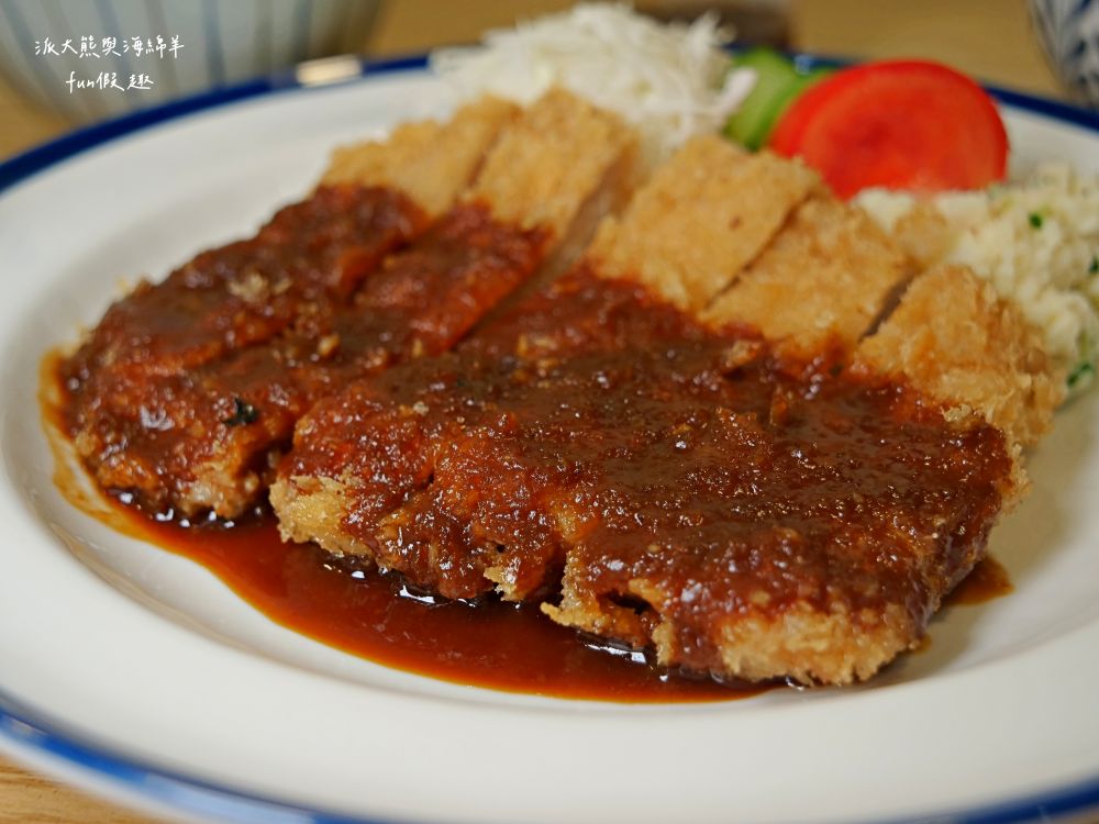 小東洋日式洋食館|南投草屯隱藏版高CP值手作日式咖哩,推薦必吃咖哩飯、燉豬肉、炸漢堡排、美味布丁,用餐氛圍簡約溫馨,是在地人不想告訴你的口袋名單~高達4.9顆星,112.4開幕 - 第27張圖 小東洋日式洋食館|南投草屯隱藏版高CP值手作日式咖哩,推薦必吃咖哩飯、燉豬肉、炸漢堡排、美味布丁,用餐氛圍簡約溫馨,是在地人不想告訴你的口袋名單~高達4.9顆星,112.4開幕