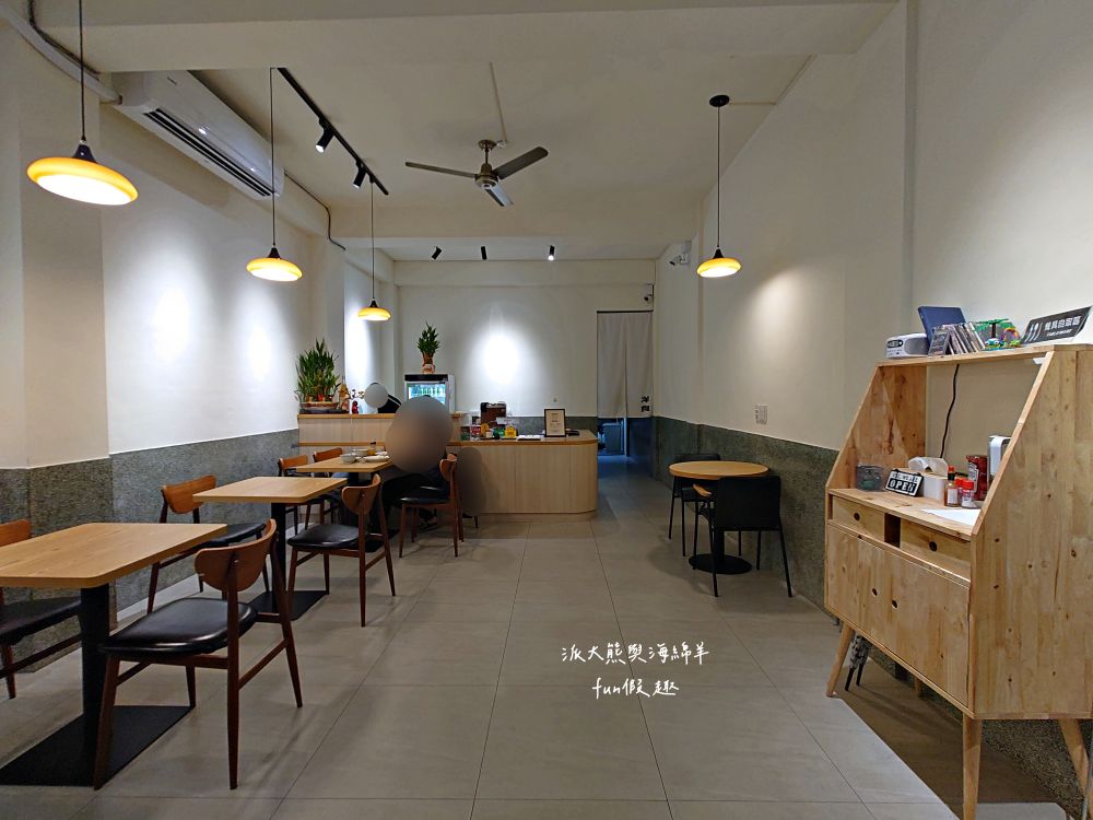 小東洋日式洋食館｜南投草屯隱藏版高CP值手作日式咖哩，推薦必吃咖哩飯、燉豬肉、炸漢堡排、美味布丁，用餐氛圍簡約溫馨，是在地人不想告訴你的口袋名單～高達4.9顆星，112.4開幕