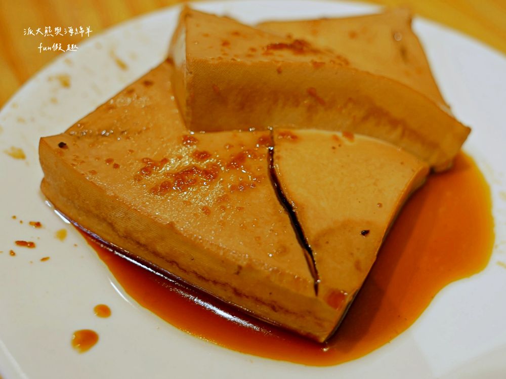 阿蓮米粉湯|經典Q彈米粉與新鮮飽滿大蚵仔完美結合,份量十足CP值高的溫馨家常料理,鄰近臺中後火車站及大魯閣新時代購物中心,傳承逾一甲子的古早好味道!!!第3代在108年開設,連食尚玩家都來採訪唷~ - 第55張圖 阿蓮米粉湯|經典Q彈米粉與新鮮飽滿大蚵仔完美結合,份量十足CP值高的溫馨家常料理,鄰近臺中後火車站及大魯閣新時代購物中心,傳承逾一甲子的古早好味道!!!第3代在108年開設,連食尚玩家都來採訪唷~