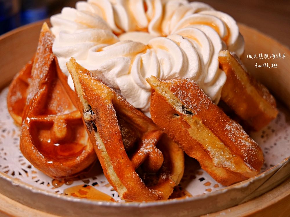 Oops驚奇咖啡|鄰近花蓮東大門夜市,裝潢氛圍充滿驚喜,早午餐、義大利麵、甜點一次滿足,鬧中取靜的熱門複合式餐廳,並提供寵物友善環境~2012年開幕 - 第37張圖 Oops驚奇咖啡|鄰近花蓮東大門夜市,裝潢氛圍充滿驚喜,早午餐、義大利麵、甜點一次滿足,鬧中取靜的熱門複合式餐廳,並提供寵物友善環境~2012年開幕