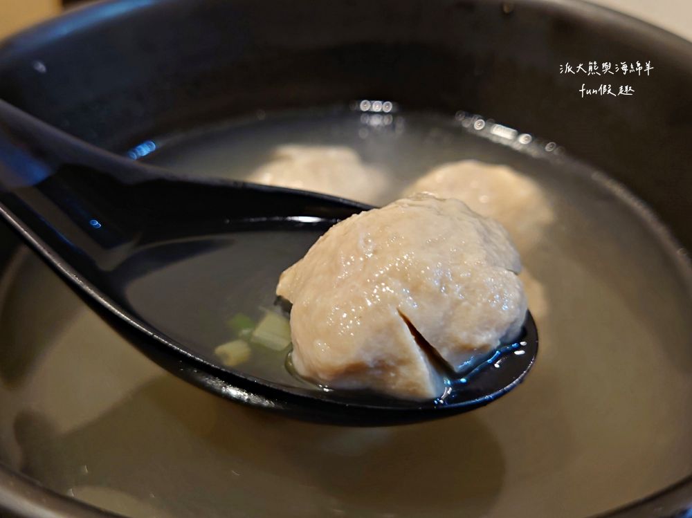 JOBA揪霸食堂—醬油蛋炒飯|招牌醬油蛋炒飯香濃四溢且份量十足,更獨創各種創意炒飯口味,來JOBA齁哩呷揪霸!臺中後火車站台式平價午晚餐好去處,其他還有揪霸炒麵、乾炒河粉、叻沙咖哩湯麵、麻婆燴飯等選擇~106.8.3開幕 - 第29張圖 JOBA揪霸食堂—醬油蛋炒飯|招牌醬油蛋炒飯香濃四溢且份量十足,更獨創各種創意炒飯口味,來JOBA齁哩呷揪霸!臺中後火車站台式平價午晚餐好去處,其他還有揪霸炒麵、乾炒河粉、叻沙咖哩湯麵、麻婆燴飯等選擇~106.8.3開幕