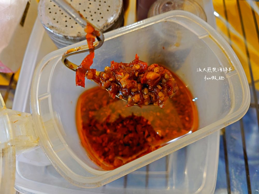 JOBA揪霸食堂—醬油蛋炒飯|招牌醬油蛋炒飯香濃四溢且份量十足,更獨創各種創意炒飯口味,來JOBA齁哩呷揪霸!臺中後火車站台式平價午晚餐好去處,其他還有揪霸炒麵、乾炒河粉、叻沙咖哩湯麵、麻婆燴飯等選擇~106.8.3開幕 - 第8張圖 JOBA揪霸食堂—醬油蛋炒飯|招牌醬油蛋炒飯香濃四溢且份量十足,更獨創各種創意炒飯口味,來JOBA齁哩呷揪霸!臺中後火車站台式平價午晚餐好去處,其他還有揪霸炒麵、乾炒河粉、叻沙咖哩湯麵、麻婆燴飯等選擇~106.8.3開幕