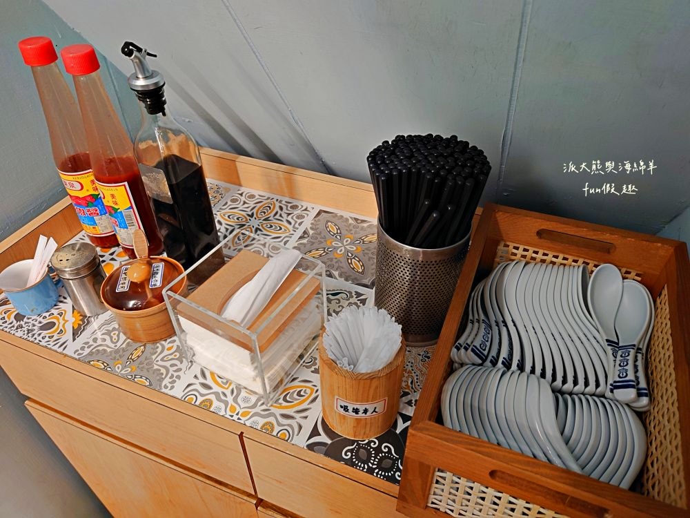 夥拌麵｜老宅改建並注入文青靈魂的優質平價麵館，臺中後火車站銅板美食，走8分鐘來互助街裡享用溫馨夥拌麵～