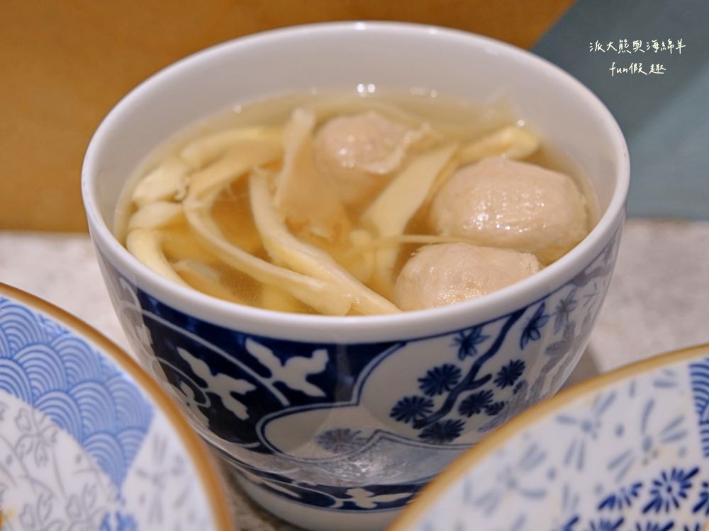 夥拌麵｜老宅改建並注入文青靈魂的優質平價麵館，臺中後火車站銅板美食，走8分鐘來互助街裡享用溫馨夥拌麵～