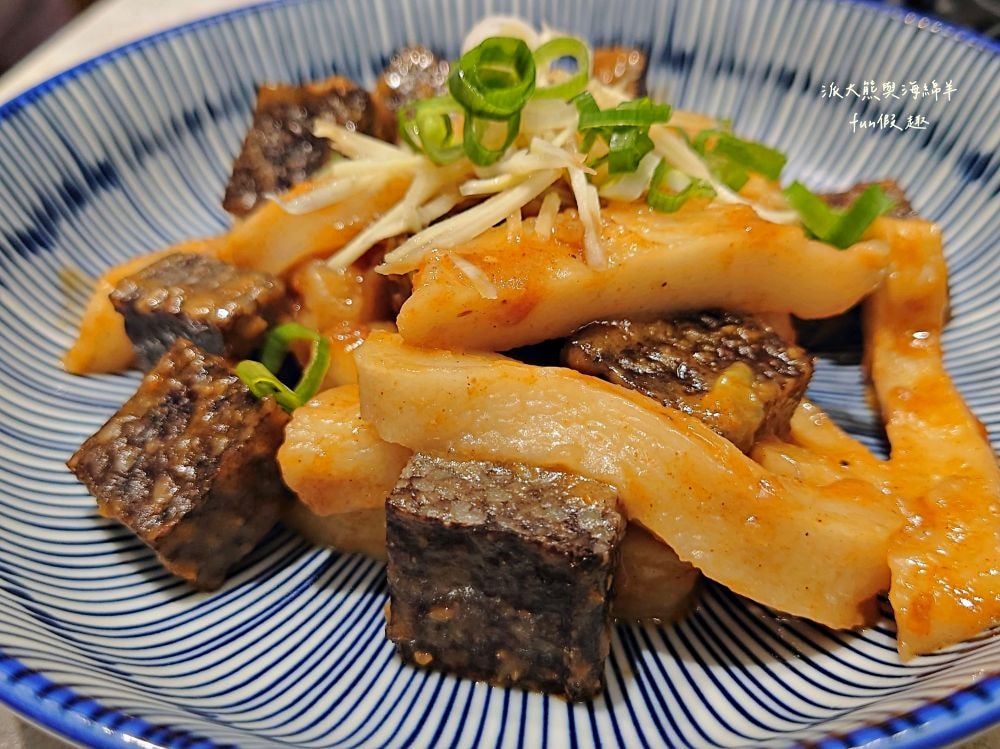 夥拌麵｜老宅改建並注入文青靈魂的優質平價麵館，臺中後火車站銅板美食，走8分鐘來互助街裡享用溫馨夥拌麵～