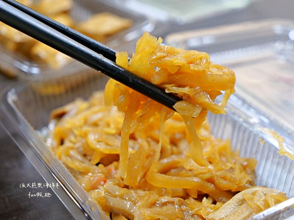 明天來吃不要錢︱用餐時間人潮大爆滿，老闆人超級NICE～古早味南投意麵與清爽解膩高山冷泡茶，在人情味調劑下，編織出南投早市最美麗的風景!!113.5月換新址囉～