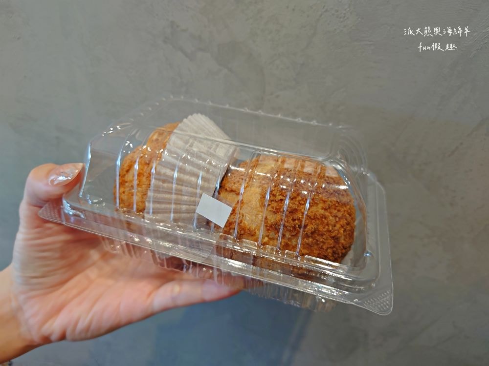 框架麵包烘焙坊 frames_pain_︱草屯超隱密小清新麵包烘焙坊，每日手作新鮮出爐，種類眾多限量販售，晚來就買不到，來框架麵包讓繁瑣生活充滿樂趣不設限!!!一次吃3家店～（隔壁還有Joe’s Bro Pizza喬手作披薩與濃客冰果坊現打果汁可以一併採買唷）