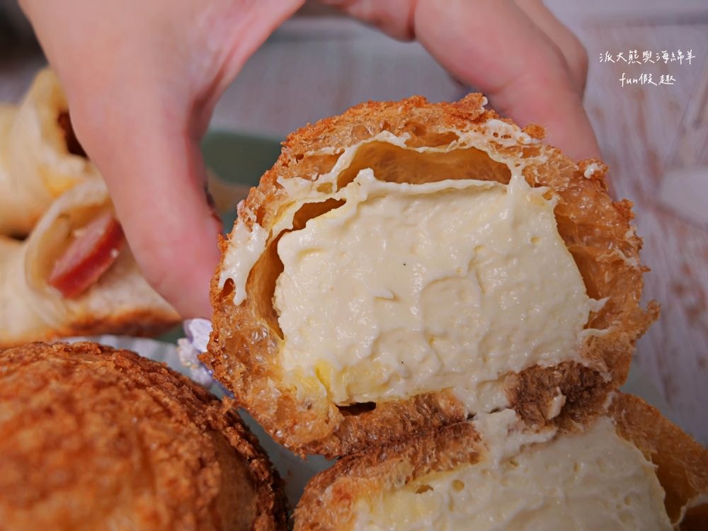 框架麵包烘焙坊 frames_pain_︱草屯超隱密小清新麵包烘焙坊，每日手作新鮮出爐，種類眾多限量販售，晚來就買不到，來框架麵包讓繁瑣生活充滿樂趣不設限!!!一次吃3家店～（隔壁還有Joe’s Bro Pizza喬手作披薩與濃客冰果坊現打果汁可以一併採買唷）