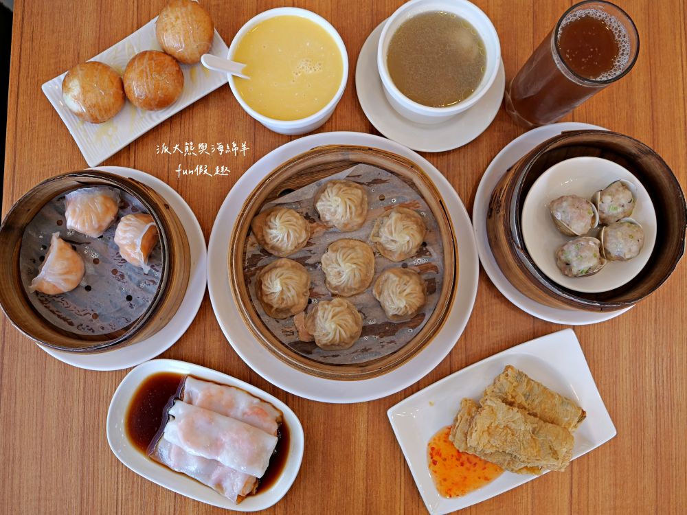 龍點心（港式點心）｜臺南永康老宅裡平價港式茶飲，餐點道地、用料實在、師傅廚藝高，即使深藏巷弄也能高朋滿座，推薦必吃腸粉、蝦餃皇、燒賣皇、小籠湯包、鮮蝦腐皮卷、脆皮流沙包！！！谷歌評價超過4.3顆星