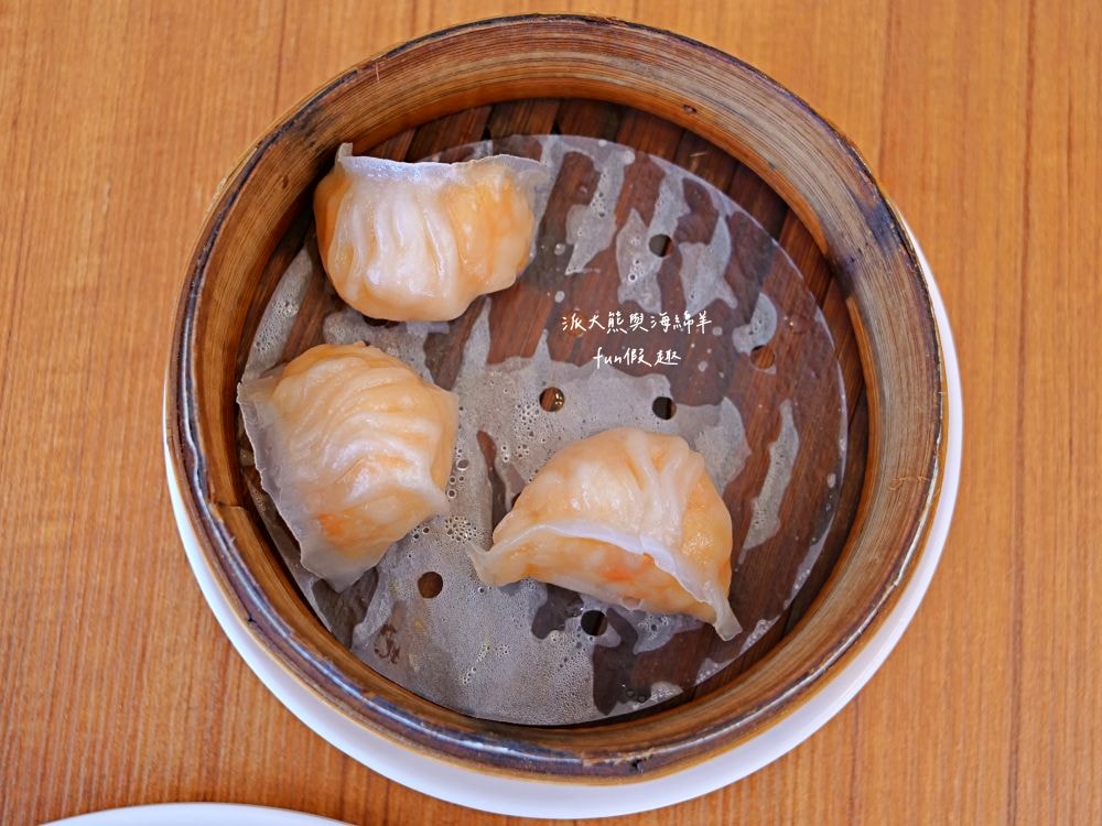 龍點心（港式點心）｜臺南永康老宅裡平價港式茶飲，餐點道地、用料實在、師傅廚藝高，即使深藏巷弄也能高朋滿座，推薦必吃腸粉、蝦餃皇、燒賣皇、小籠湯包、鮮蝦腐皮卷、脆皮流沙包！！！谷歌評價超過4.3顆星