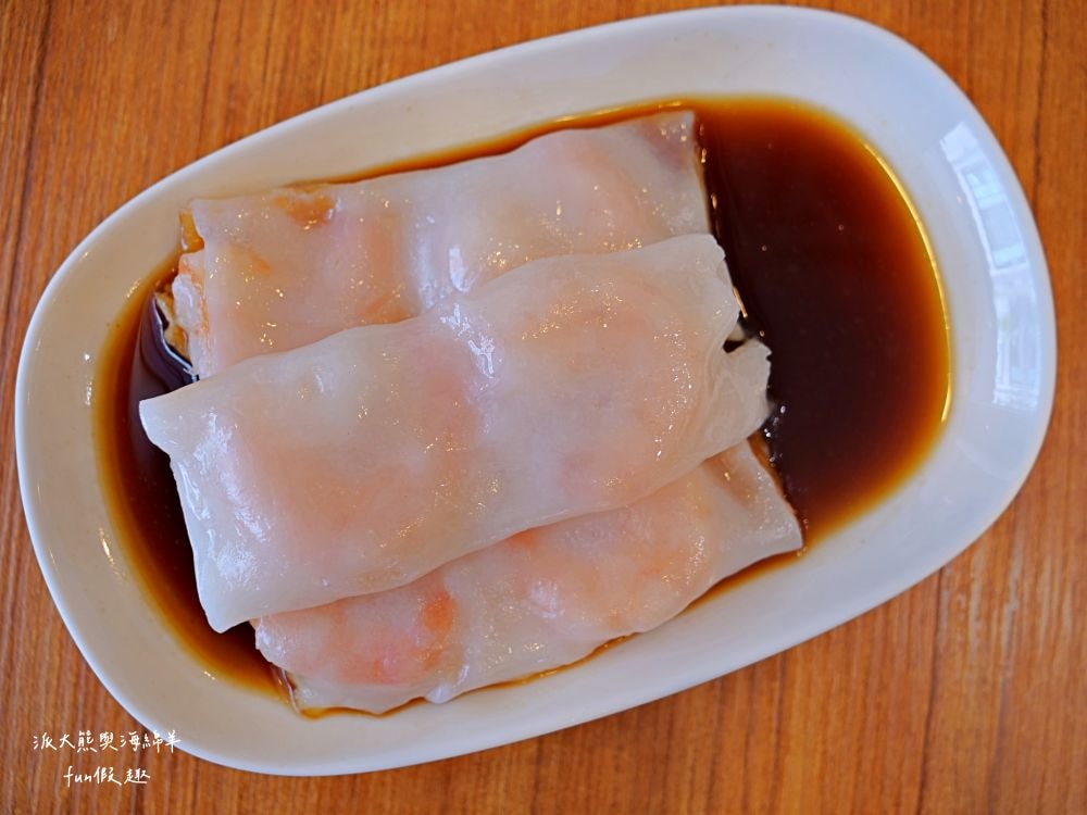 龍點心（港式點心）｜臺南永康老宅裡平價港式茶飲，餐點道地、用料實在、師傅廚藝高，即使深藏巷弄也能高朋滿座，推薦必吃腸粉、蝦餃皇、燒賣皇、小籠湯包、鮮蝦腐皮卷、脆皮流沙包！！！谷歌評價超過4.3顆星