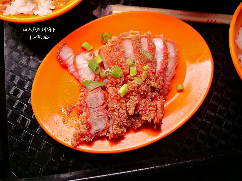 唯豐魯肉飯︱以超高CP值庶民美食成為三重5大必吃魯肉飯!!!三重人的灶咖，酸菜與魯肉飯完美結合，源自於老字號蓮霧魯肉飯～最新菜單!