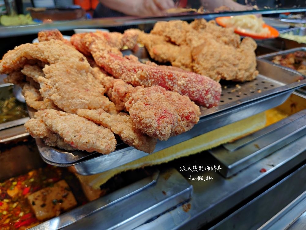 唯豐魯肉飯︱以超高CP值庶民美食成為三重5大必吃魯肉飯!!!三重人的灶咖，酸菜與魯肉飯完美結合，源自於老字號蓮霧魯肉飯～最新菜單!