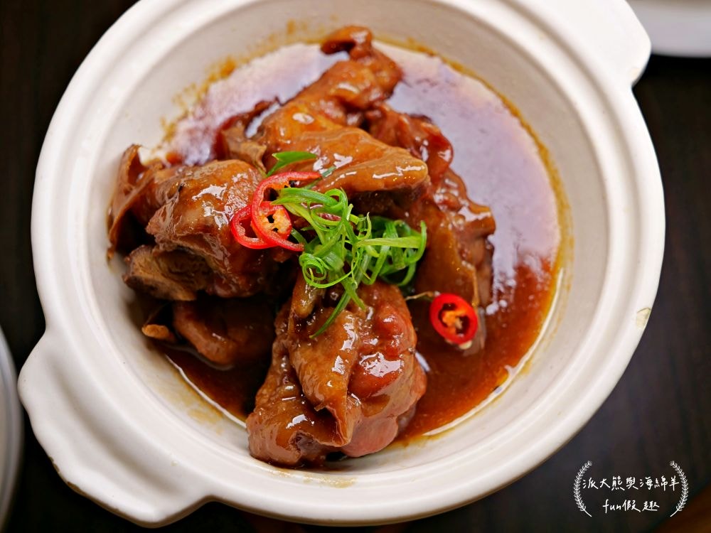 南投景點推薦︱福瑞堂進駐南投小白宮，浪漫和洋式建築裡竟有新台菜創意料理與復古咖啡廳，南投稅務出張所周邊還有武德殿與藍田書院等藝文古蹟，趁著美好假期安排場知性美食小旅行!!!