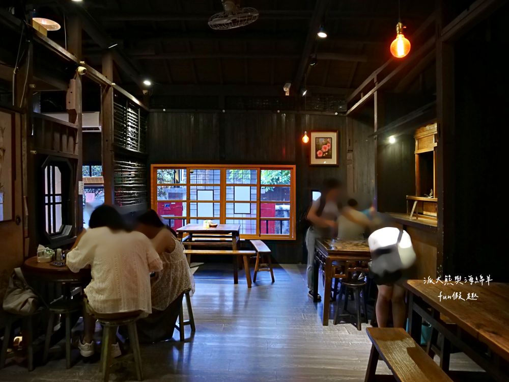 一碗小︱在花蓮巷弄裡遇見1930日式老宅，清燉紅燒牛羊肉麵風味獨特，在復古懷舊用餐氛圍享受花蓮悠閒慢活時光～