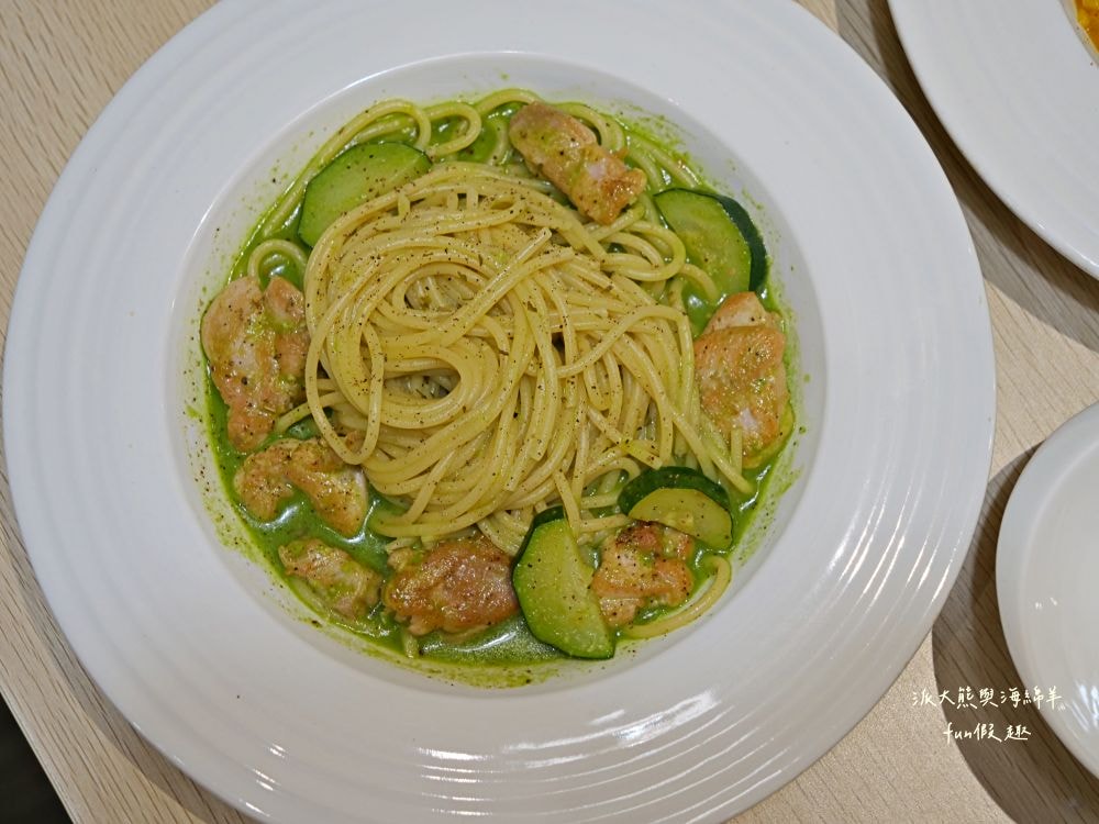 佐鹽︱鄰近南投縣文化局的義式餐館，供應燉飯、排餐、早午餐、義大利麵等精緻餐點，簡約舒適環境與高CP值套餐，是聚餐約會優質推薦!!!谷歌評論數僅約250則，但評價高達4.5星～