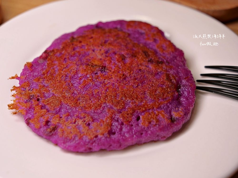 巡堡餐飲︱草屯新開幕原肉漢堡專賣店，7種招牌原肉漢堡與3種水耕生菜原肉餐盒，大口吃肉讓人滿足過癮!還有單品耶加雪菲與古早味紅薯餅～113.10.30正式開幕!