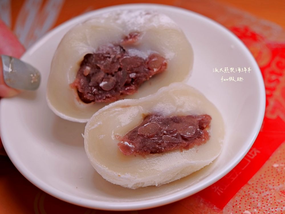 曾師傅麻糬︱9種口味全收集，經典招牌手工麻糬花蓮伴手禮，外皮Q彈、內餡飽滿，送禮自用兩相宜，其他還有御竹糕、來吃餅、紫御酥、搖搖曼波等在地特色產品，一次購足超方便!!!