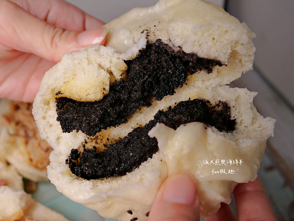 新祝福飲食店︱隱藏南投中興新村第一市場超大肉包，皮薄餡足、鹹香多汁、滿滿飽足感，鮮蝦口味還塞進一整隻新鮮蝦～包子5種口味，每顆只要銅板價就能吃到實在很佛心!!!