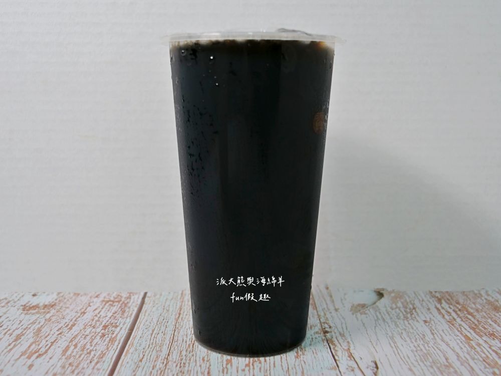 源興御香屋︱朝聖嘉義人氣爆棚飲料店,必喝招牌葡萄柚綠茶,獨家特調比例,清爽解渴更消暑,其他柳丁綠茶、凍頂檸檬、布丁鮮奶紅茶等TOP6飲品,也都不容錯過唷!!!派大熊的愛~ - 第15張圖 源興御香屋︱朝聖嘉義人氣爆棚飲料店,必喝招牌葡萄柚綠茶,獨家特調比例,清爽解渴更消暑,其他柳丁綠茶、凍頂檸檬、布丁鮮奶紅茶等TOP6飲品,也都不容錯過唷!!!派大熊的愛~