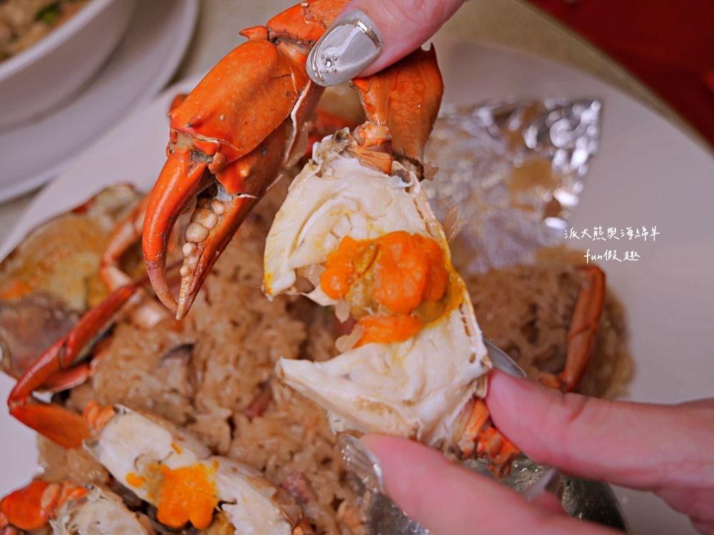 台南阿美飯店︱營業超過60年的台南老字號道地台菜餐廳，火紅到日本人都飛來朝聖～必點招牌砂鍋鴨、肉米蝦、桂花干貝魚翅等手路年菜，過年宴席聚餐就來阿美飯店感受府城獨特美食文化!!!入選2022~2024米其林必比登推介&2013獲選台灣優質餐廳評鑑～