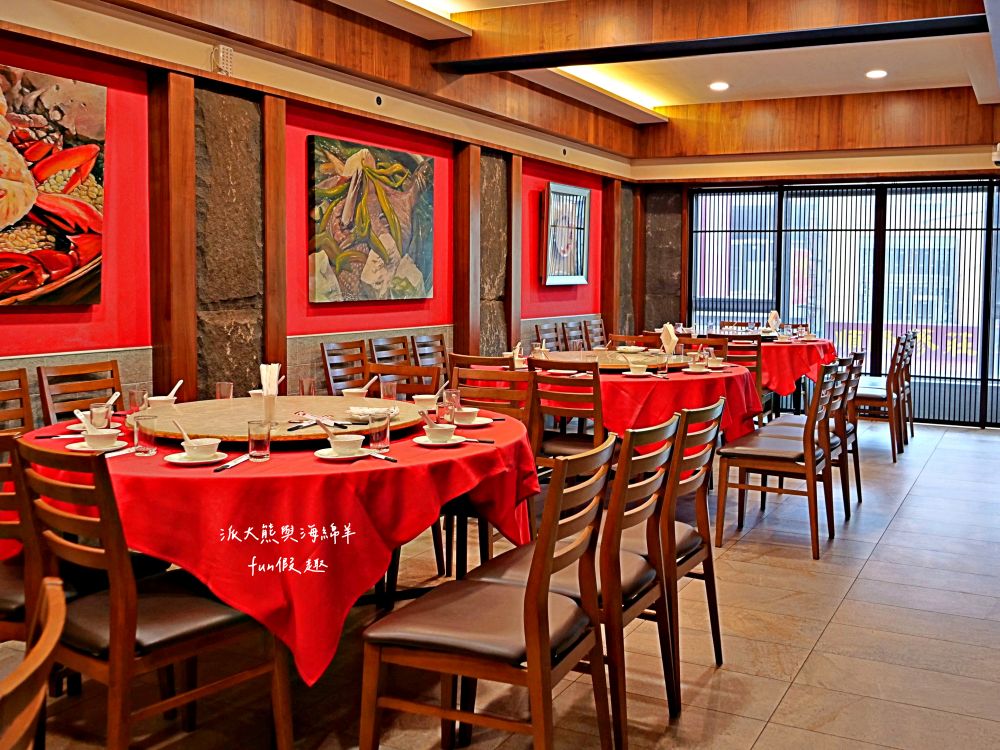 台南阿美飯店︱營業超過60年的台南老字號道地台菜餐廳，火紅到日本人都飛來朝聖～必點招牌砂鍋鴨、肉米蝦、桂花干貝魚翅等手路年菜，過年宴席聚餐就來阿美飯店感受府城獨特美食文化!!!入選2022~2024米其林必比登推介&2013獲選台灣優質餐廳評鑑～