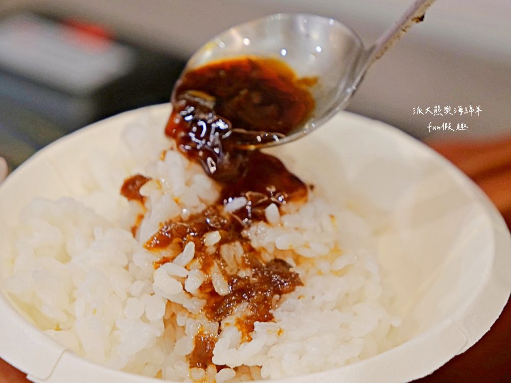 大呼過癮臭臭鍋南投草屯店︱草屯在地小火鍋換手經營再出發!!加盟知名連鎖品牌，17種鍋物任你選～提供麵食、飲品、咖啡、冰淇淋等，還有香濃土雞油拌飯與米克Q飲品，通通都是無限享用!@合作體驗