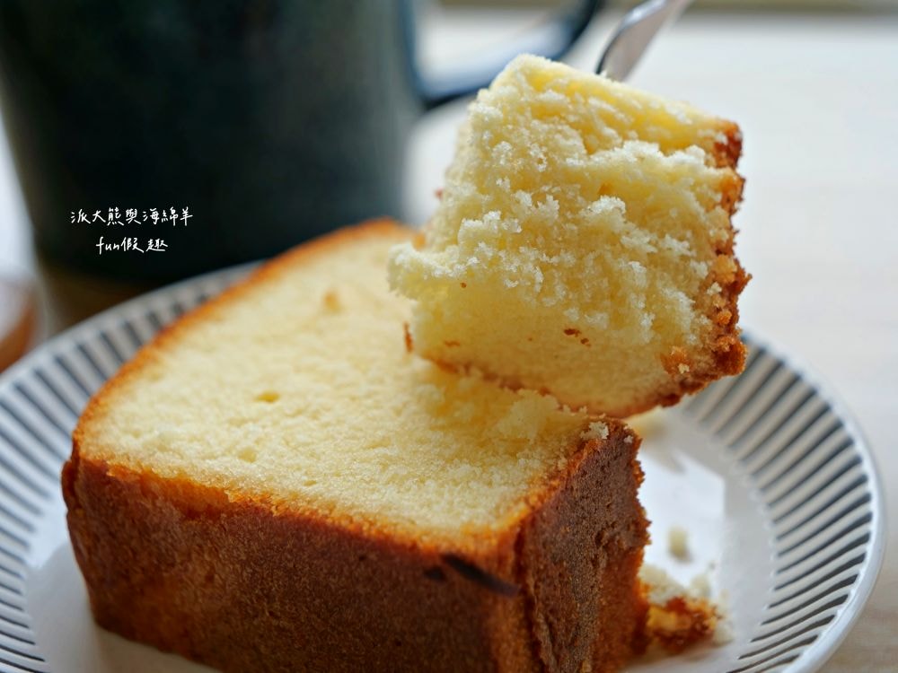 山角咖啡 Swa-Ka Coffee︱文青風自家烘焙咖啡廳，環境簡約舒適，提供免費Wi-Fi不限時，手沖咖啡味道香醇超放鬆，還有各種高質感甜點與肉桂捲，優惠集點活動更超值～將近5顆星好評!!!